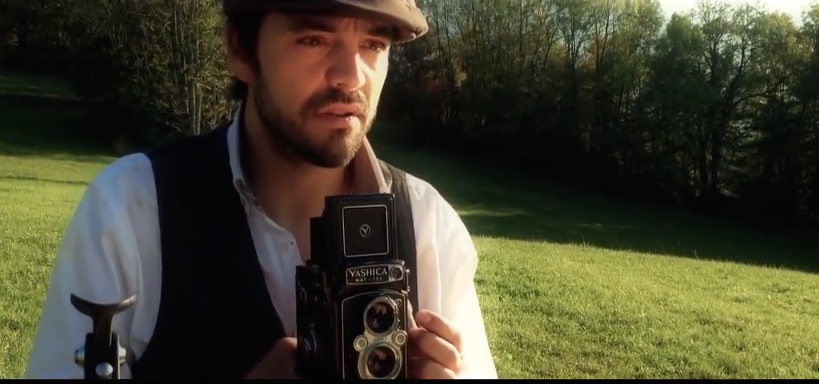 “Framed”: an iPhone silent movie starring…a camera