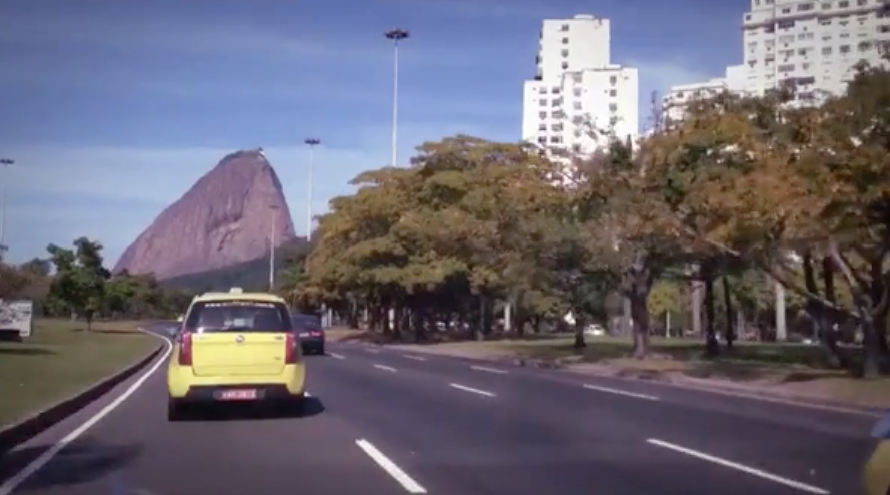 “Short Weekend on Rio”: a quick course in the art of  the travelogue